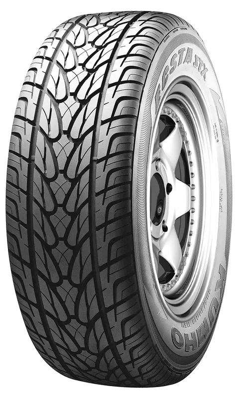 Kumho 305/40 R23 KL12